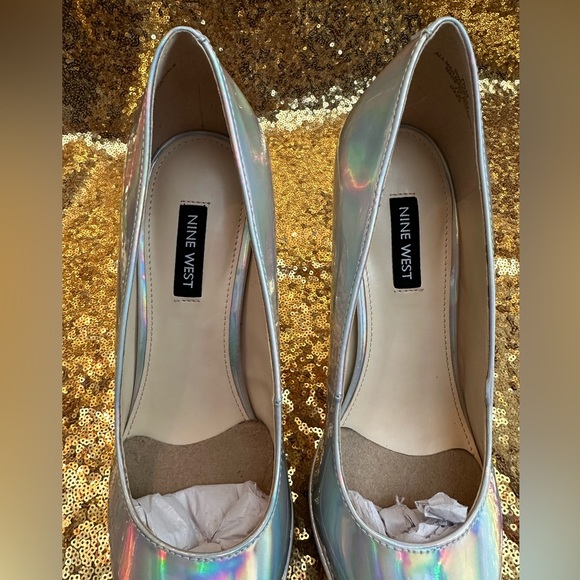 NIB - NINE WEST Silver Metallic Danca Platform Pumps - Picture 3 of 16
